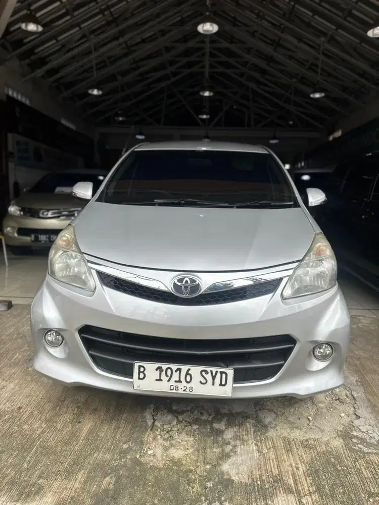 Toyota Avanza Veloz 2013