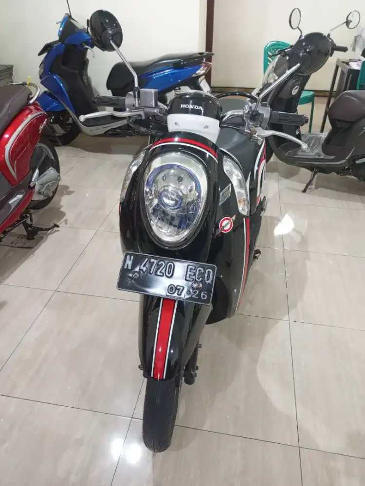 Honda Scoopy 2016