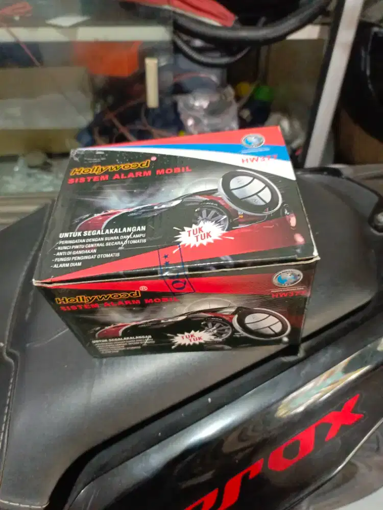 Alarm mobil plus pasang