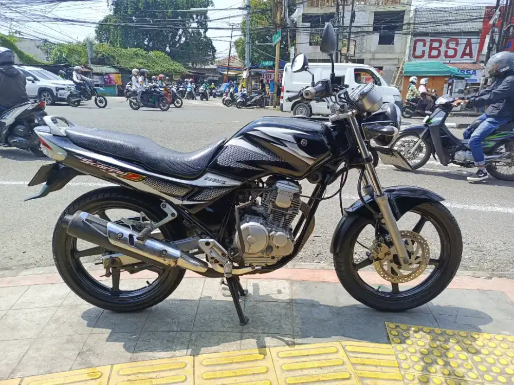 Yamaha scorpio z