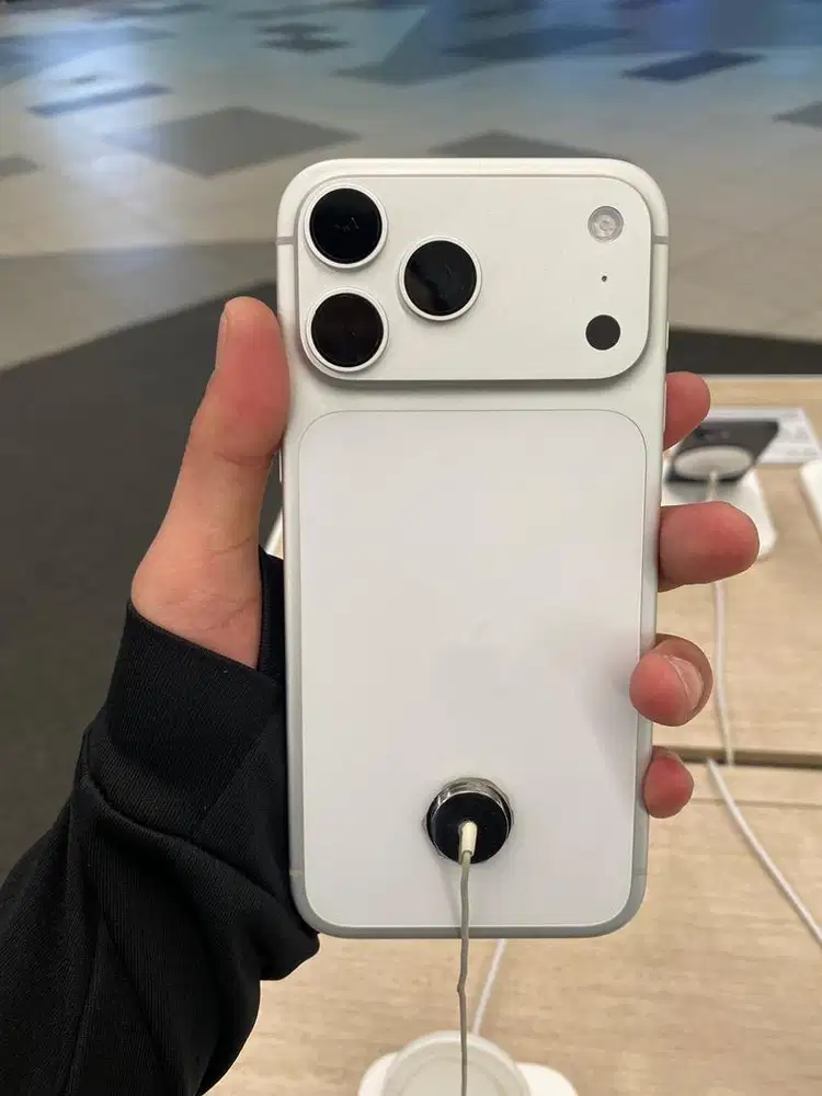 iPhone 17 promax 256 gb