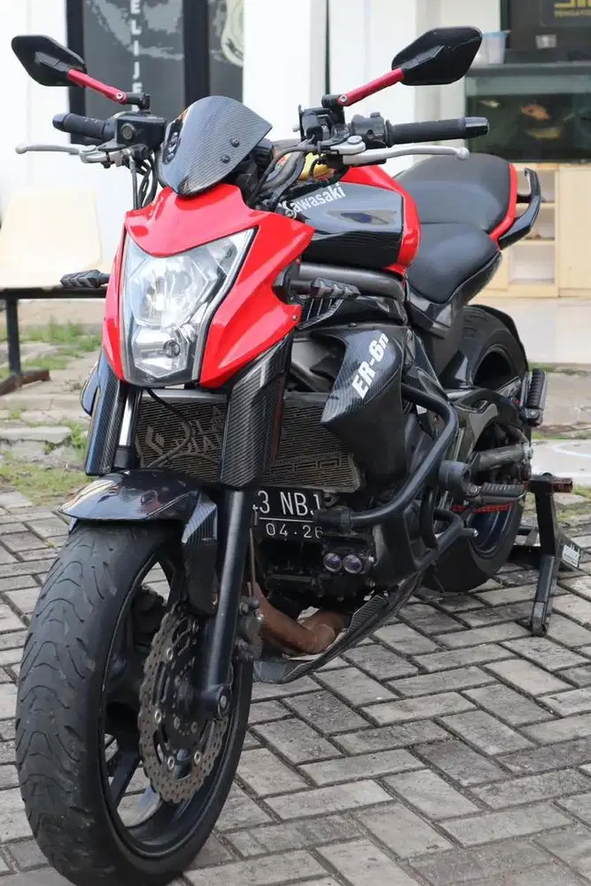 Di jual Kawasaki ER6-n