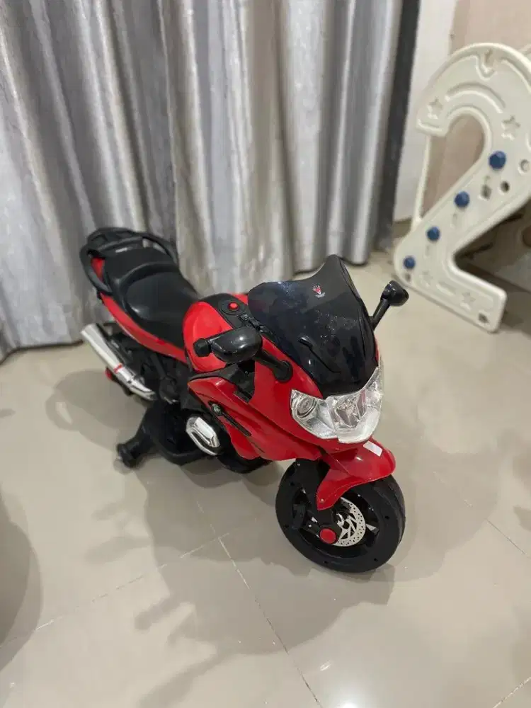 Jual mainan anak2 motor aki