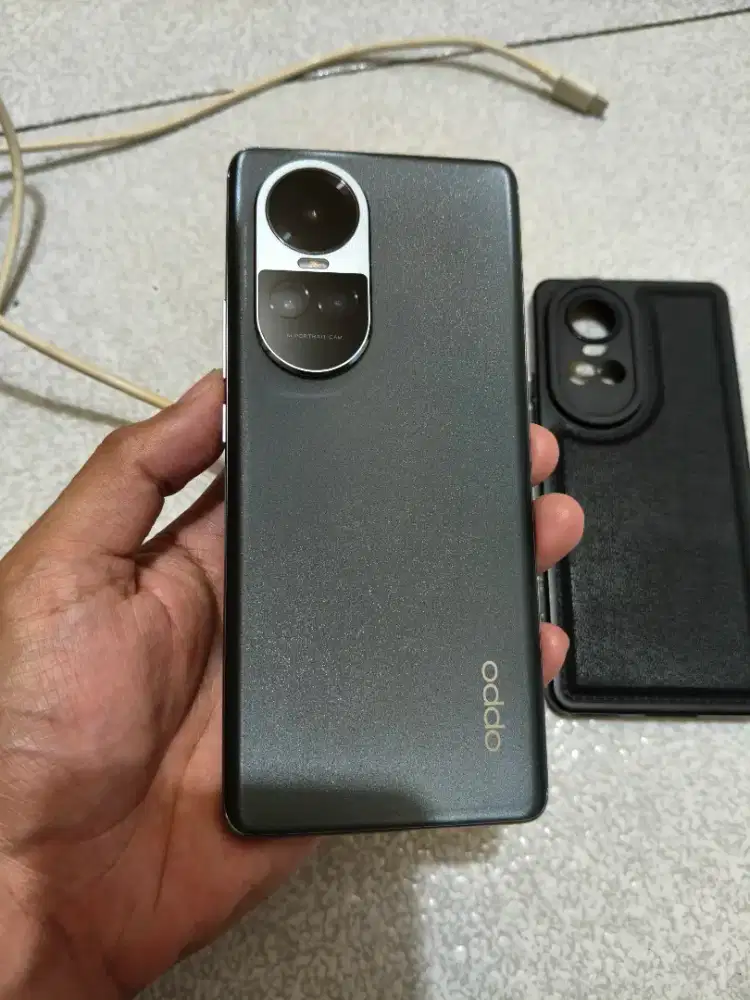 Oppo Reno 10 5G second