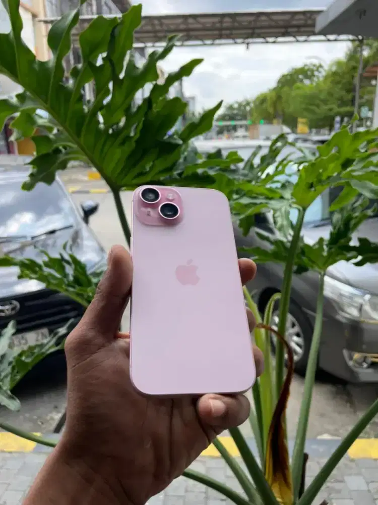 iPhone 15 basic pink 128gb iBox
