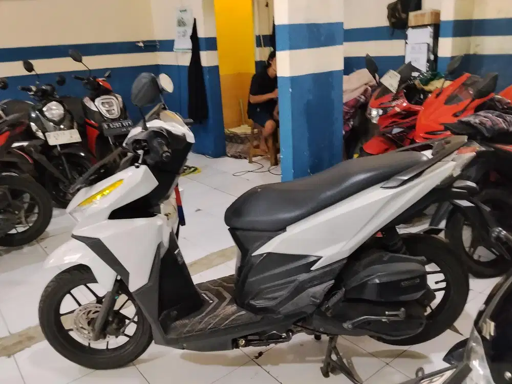 Vario 150 cc 2015 surat lengkap top
