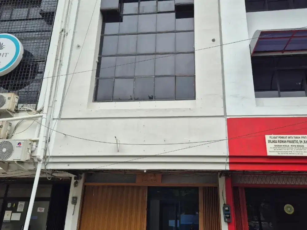 Ruko 4lt, siap pakai, jual cepat di Sentra Niaga Kalimalang, sebelah Bekasi Cyber park