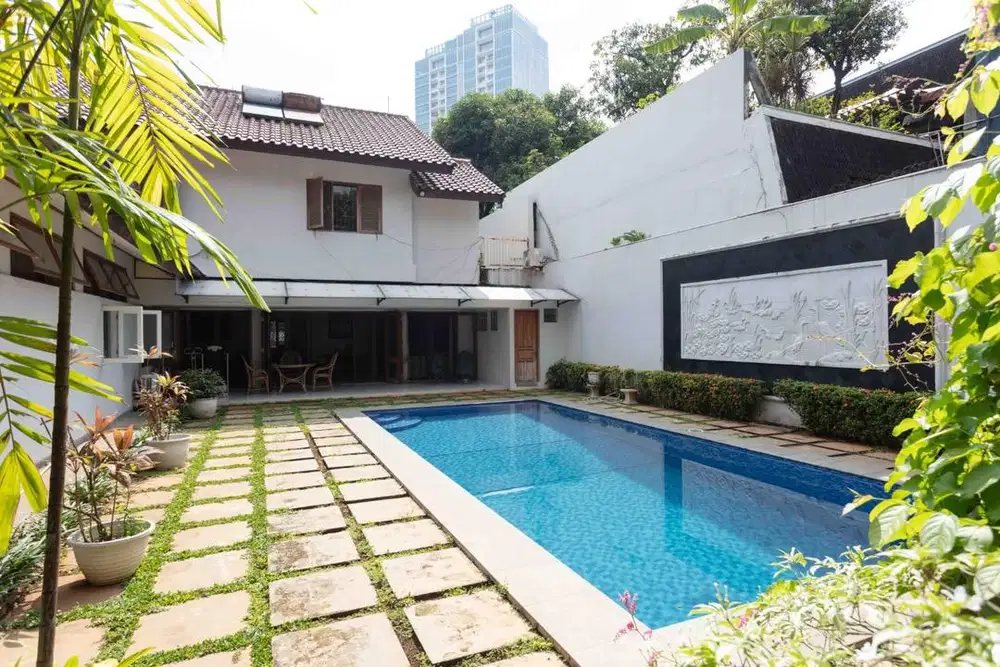 Dijual Rumah Rapih Luas dan Siap Huni Kebayoran Baru Jakarta Selatan