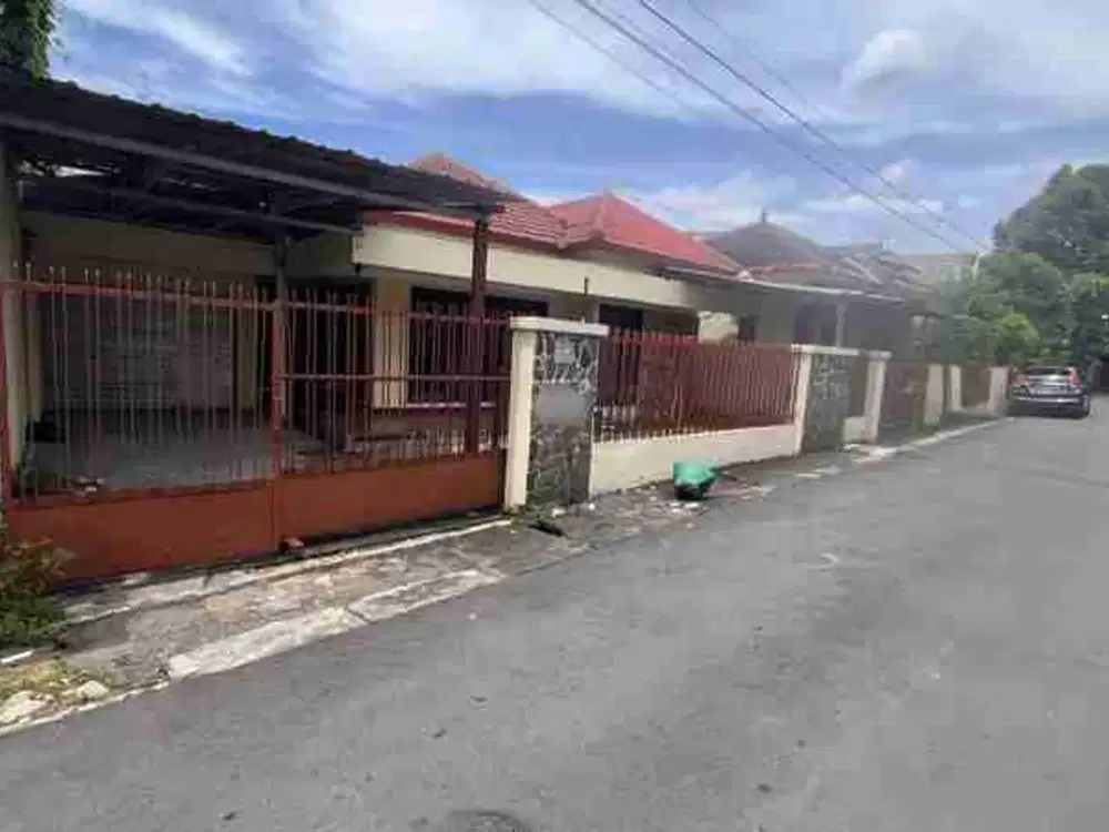 Rumah Strategis 5 Menit dari UGM & RS Sardjito, Caturtunggal, Depok, Sleman

Sleman, Daerah Istimewa Yogyakarta
