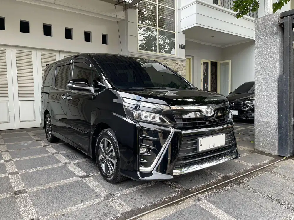 Km40rb! Toyota Voxy 2.0 AT 2019 Istimewa (L) pajak baru