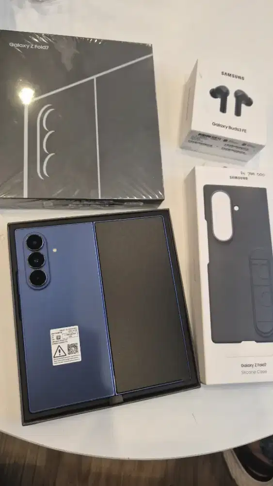 KREDIT SAMSUNG GALAXY Z FOLD FLIP 7