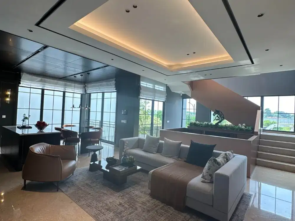 Rumah Mewah Hadap Selatan Full Marmer 3 Lantai 4 Ensuite Bedroom di Armont BSD City
