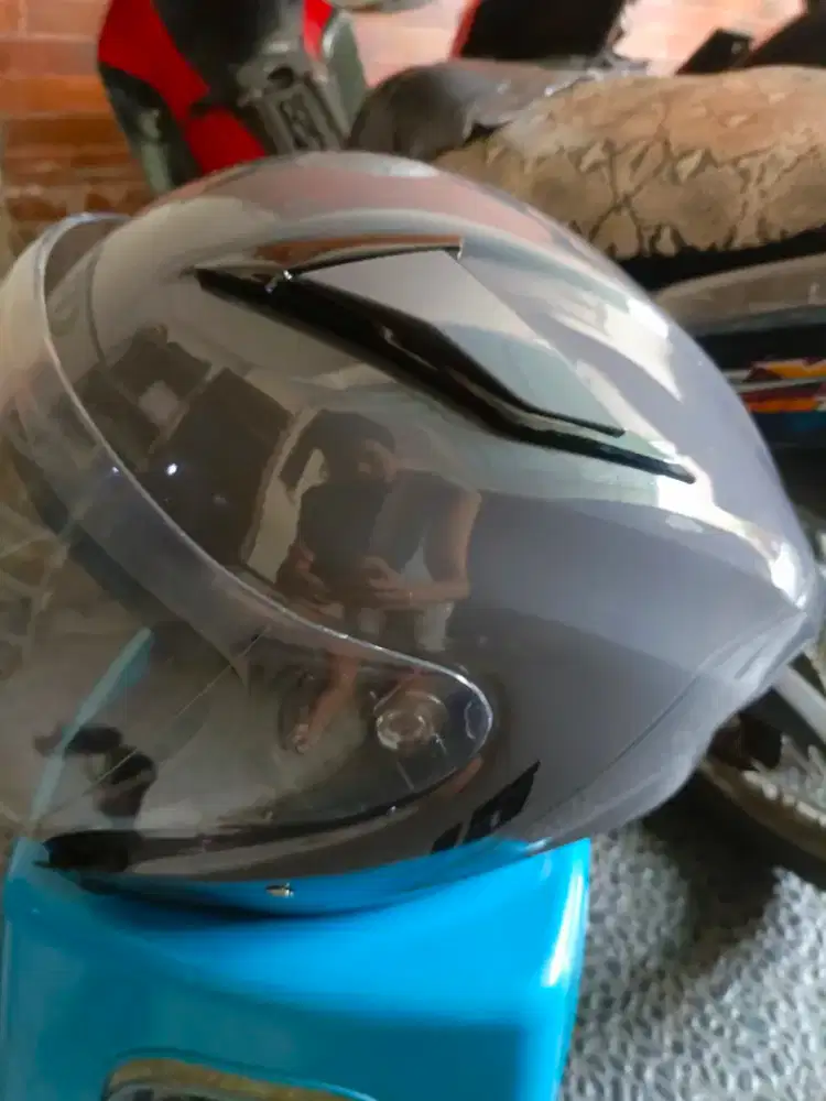 Helm half face j5 mla