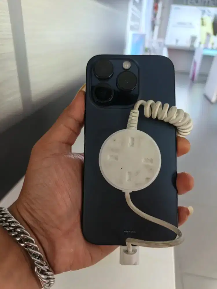 PROMO KREDIT IPHONE 15 TANPA DP! BUNGA 0% FREE 2 CICILAN