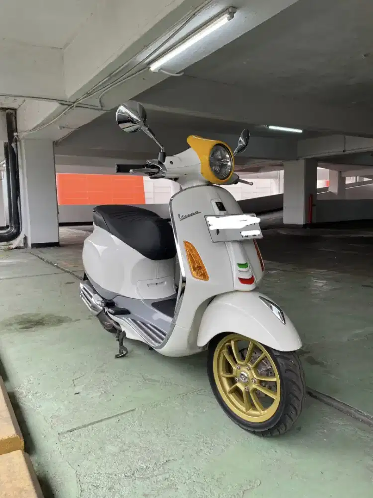 Vespa Prepp Studio Limited Edition