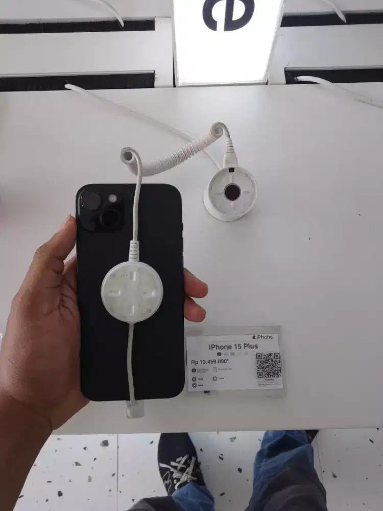 IPHONE 15 PLUS Tunai / Kredit