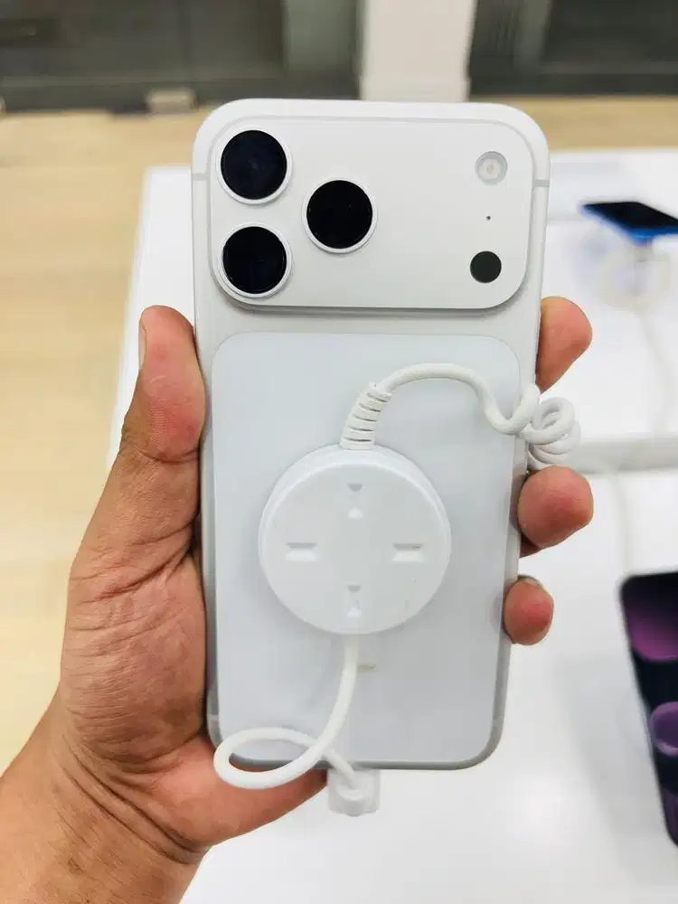 IPHONE 17 PROMAX 256GB SILVER CICILAN BUNGA 0%