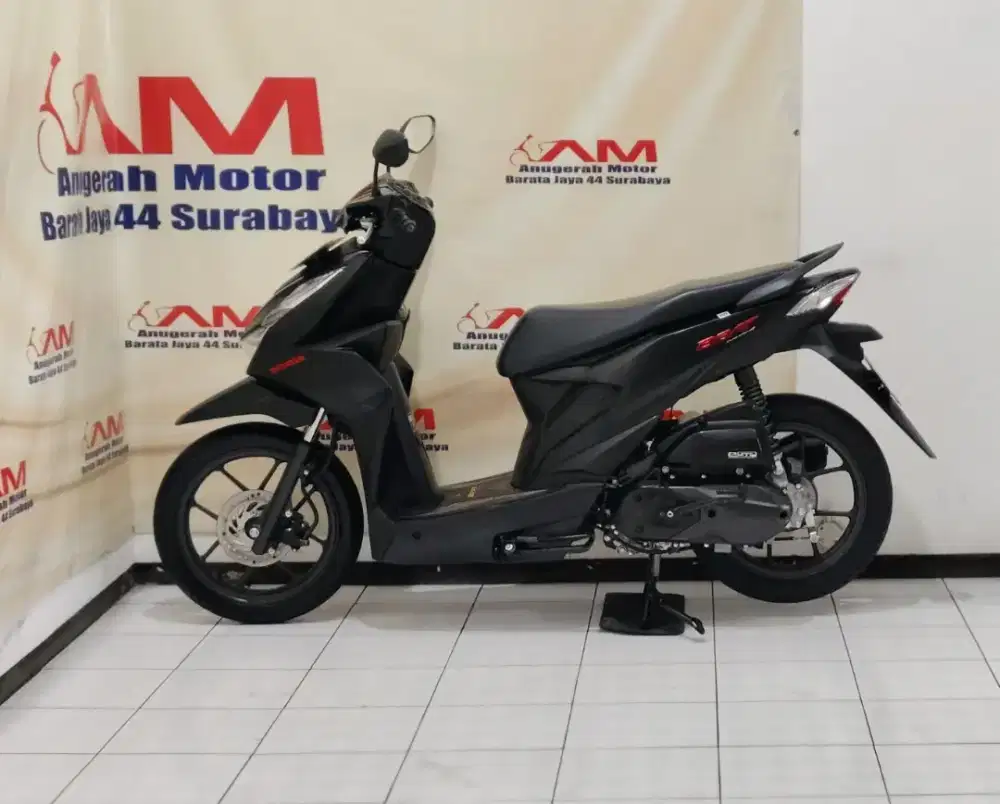 Ready Km 10 Ribu Honda Beat Deluxe Iss Tahun 2023 hitam doff