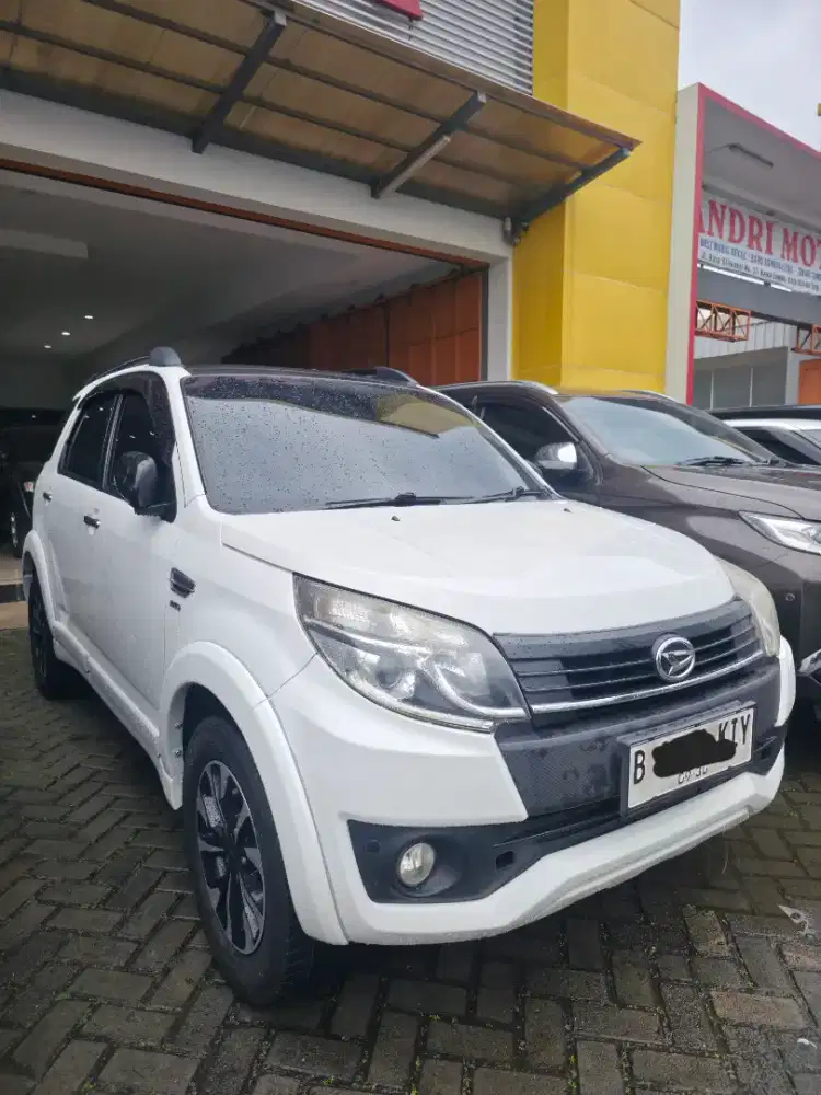 Dijual Daihatsu Terios R AT 2016