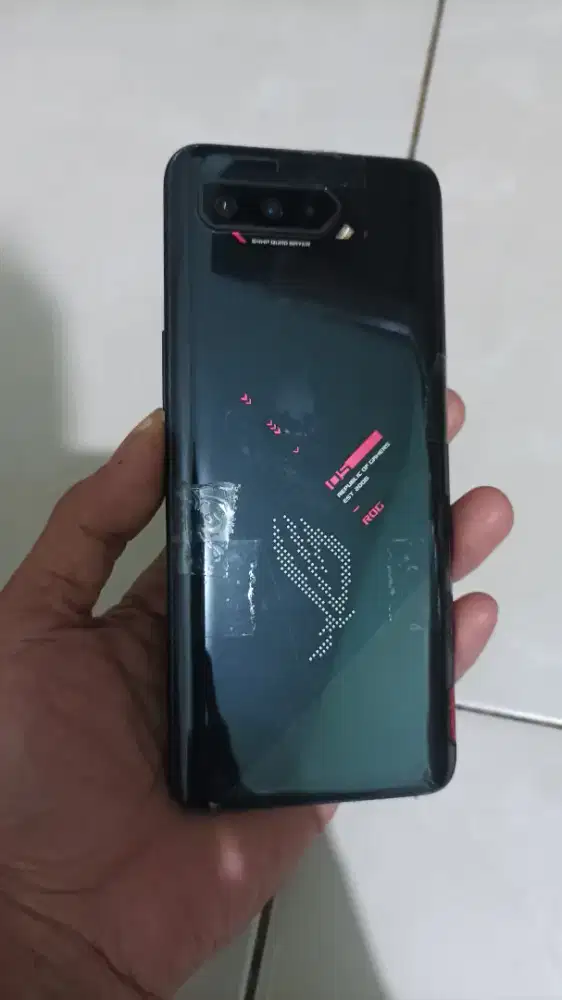 ROG Phone 5s Matot
