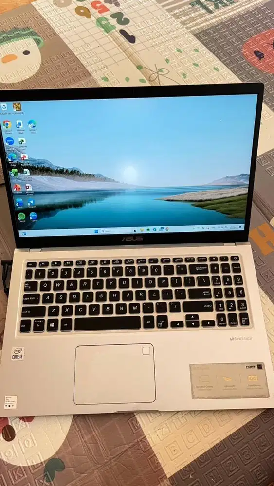 ASUS VivoBook A516JAO | i3 Gen 10 | SSD 512GB | layar 15,6”