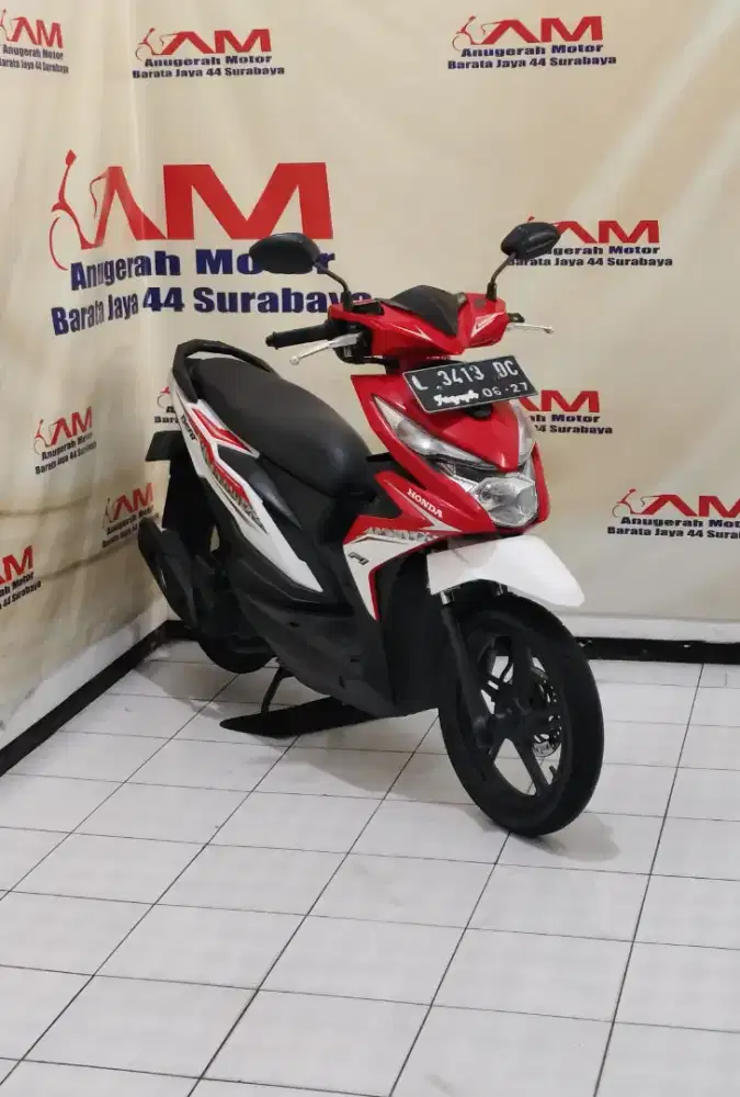Ready Honda Beat Eco Tahun 2017 warna Merah Putih