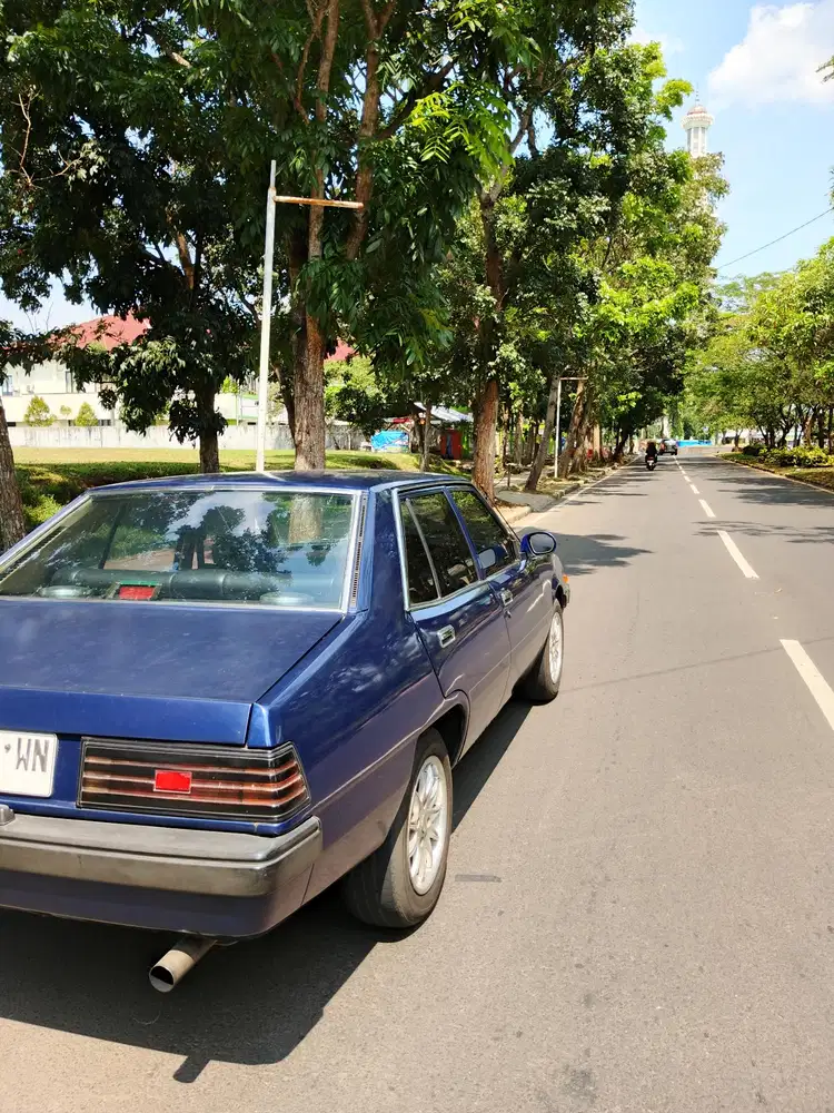 Mitsubishi Galant 1982 Bensin