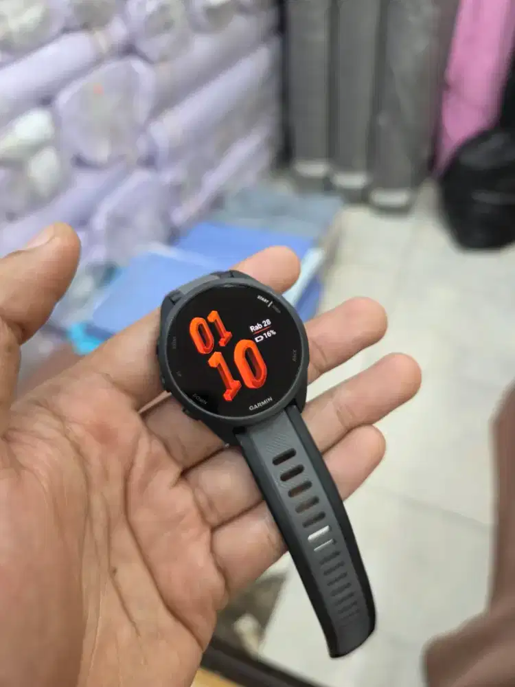 Garmin Forerunner 165 non music