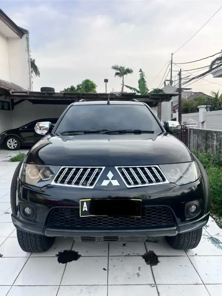 CASH Mitsubishi Pajero EXCEED 2.5 2012 / 2013
