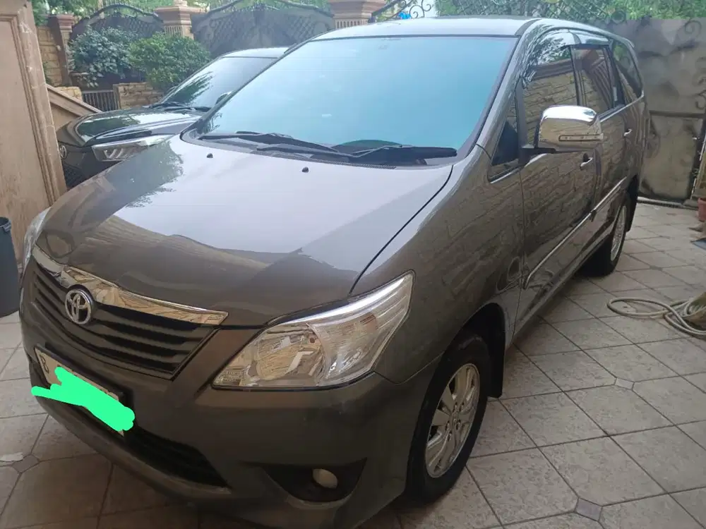 Toyota Kijang Innova 2013 Bensin