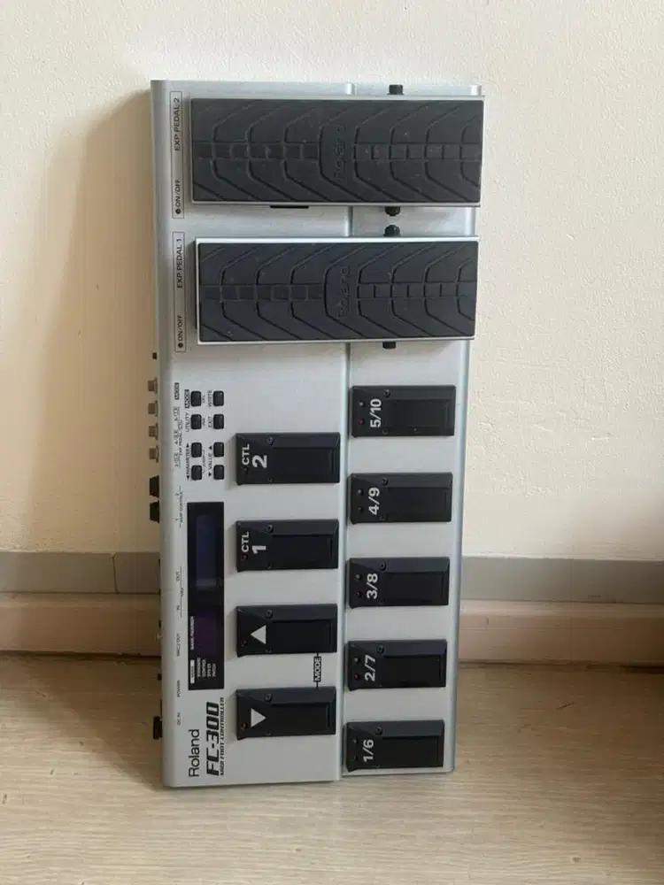 The Roland FC-300 MIDI foot controller