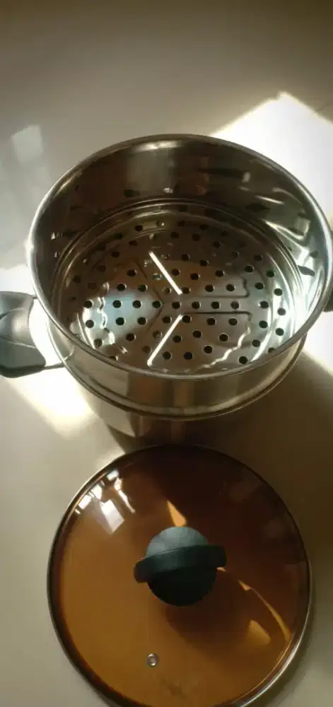 Panci stainless kukusan dengan tutup tebal