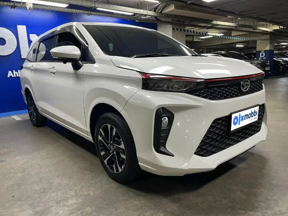 KM RENDAH - Daihatsu Xenia 1.5 R Bensin-AT 2024 SYCS