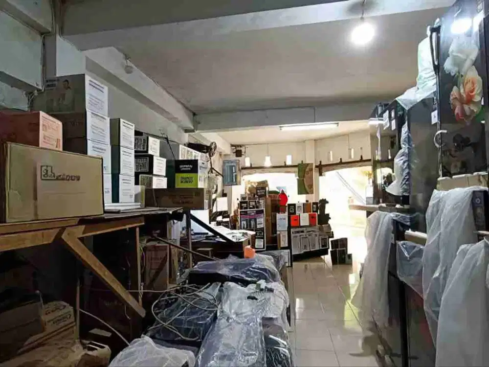 Dijual Ruko Plong Tanpa Sekat 2 Lantai Hanya 2 menit dari UMS, Worth Banget utk Investasi atau Buka Usaha