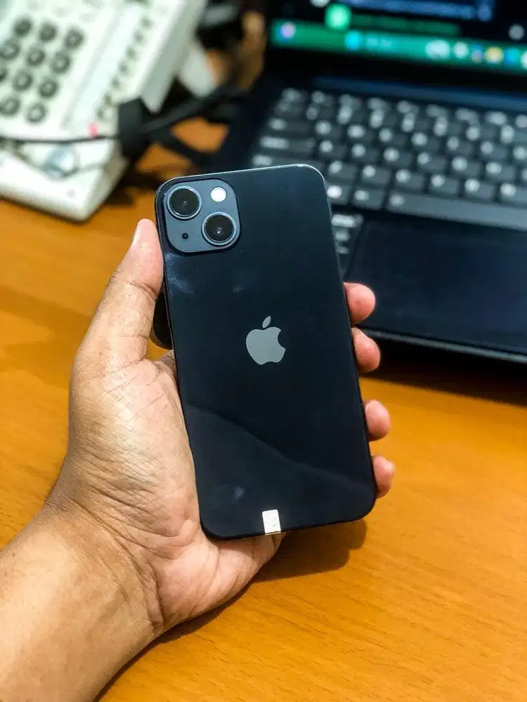 Iphone 13 128GB Midnight Blue Wifi Only - like new