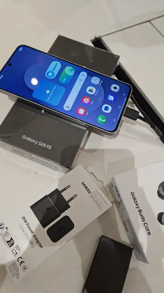Samaung S25FE 8/512 Garansi Resmi,Lokasi Di Urban Republic PI