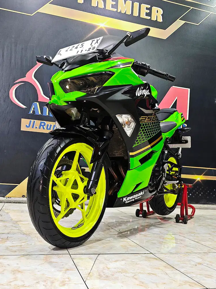 All-new Ninja 250 KRT Edition km.8rb DP minim .Anugerah motor rungkut