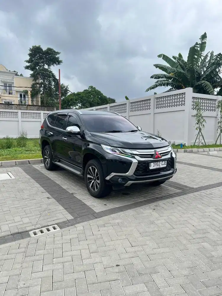 Mitsubishi Pajero Dakar 2028 Bagus Mobil Mulus Berkualitas LikeNew LOW