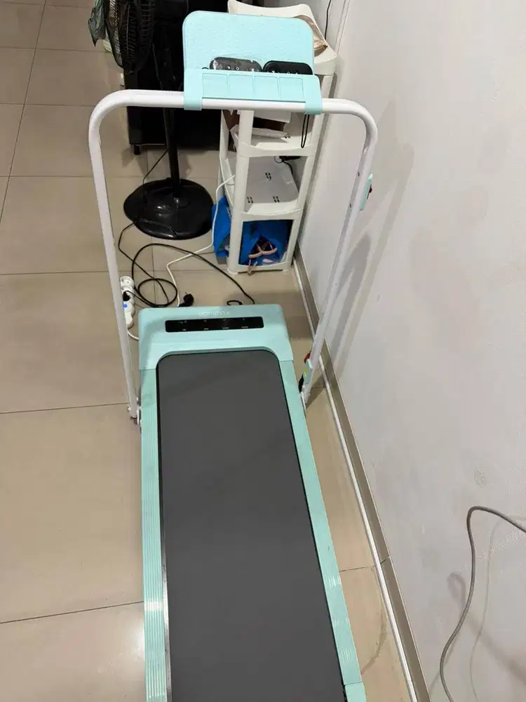 BODIMAX Treadmill - Walking Pad murah (Jarang pakai)