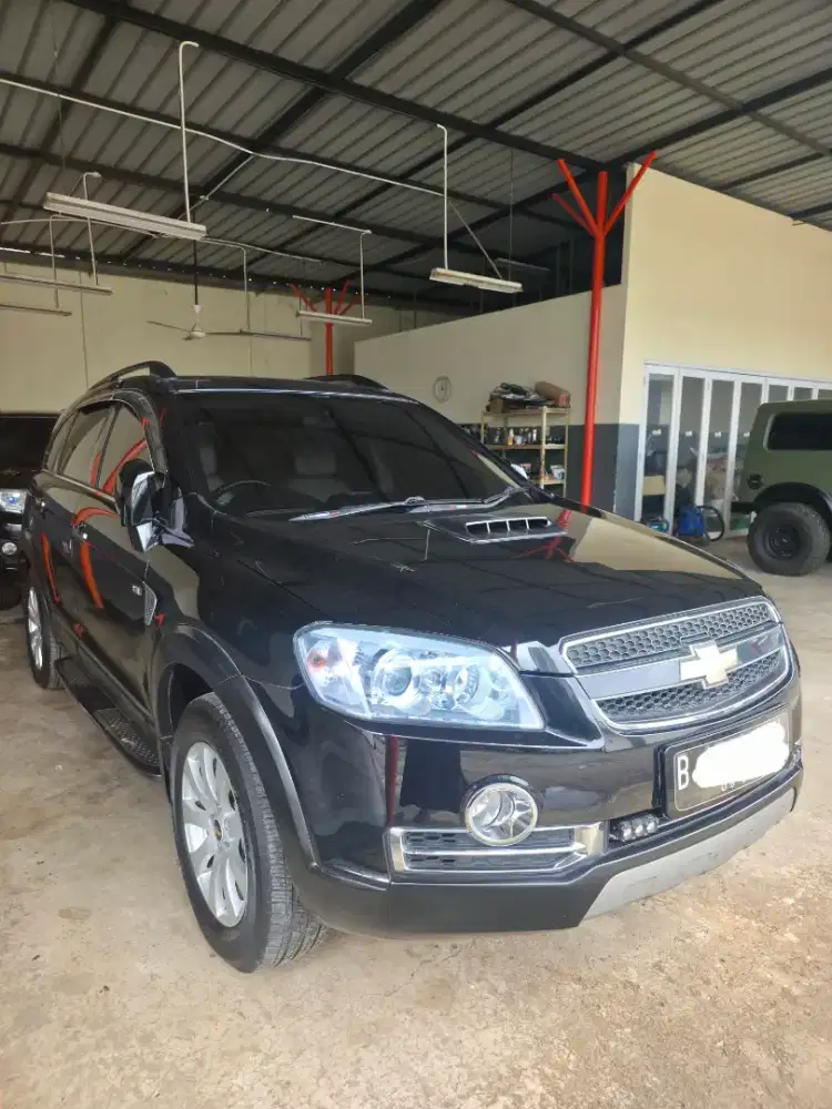 Dijual Chevrolet Captiva LT 2.4 AT 2011 KM.60rban