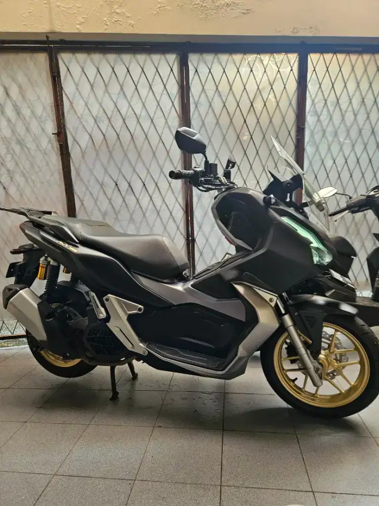 Adv 150 abs 2021 limited low km