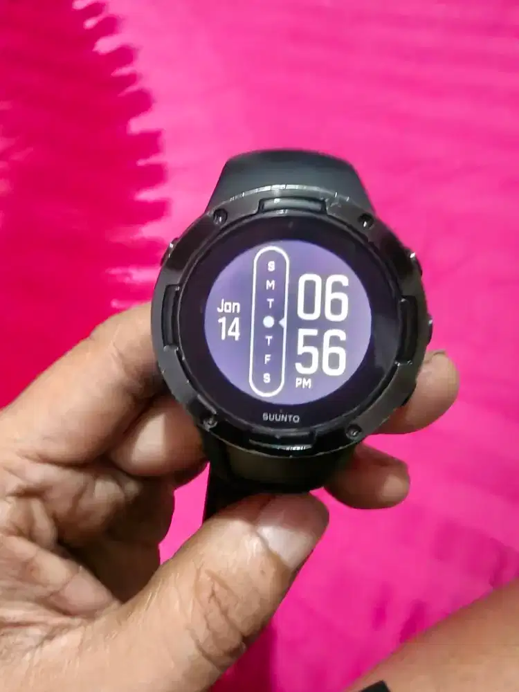 Jam GPS Suunto 5