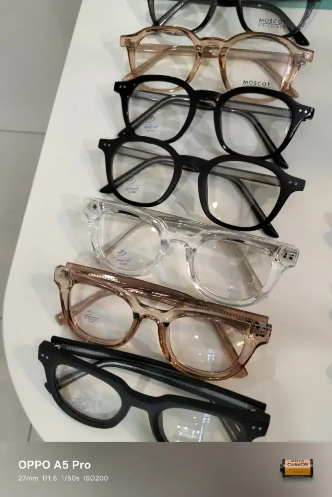 Frame plastik + lensa