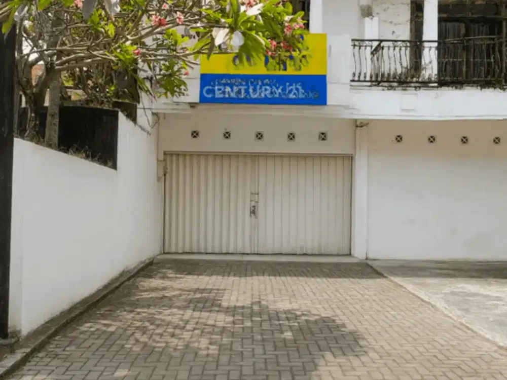 Ruko 2  Lantai Dekat Kampus UPN Cocok Untuk Kantor