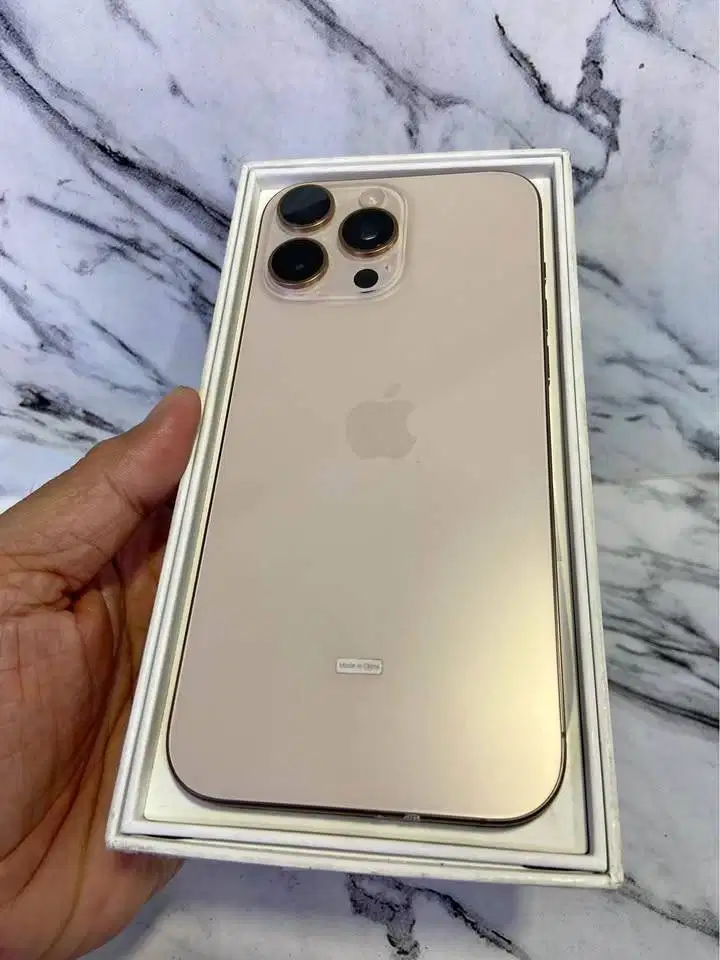 Second IPHONE 16 PROMAX 256gb DESERT TITANIUM IBOX Welldutt