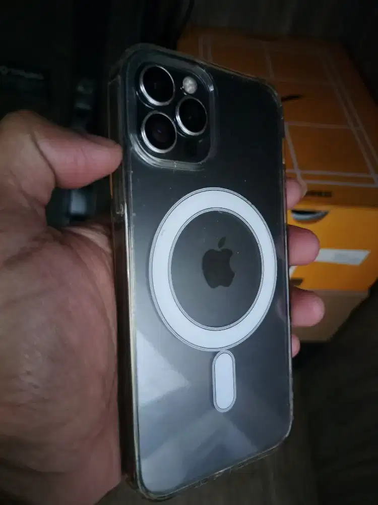 Di jual HP iphon 12 Pro Ibox
