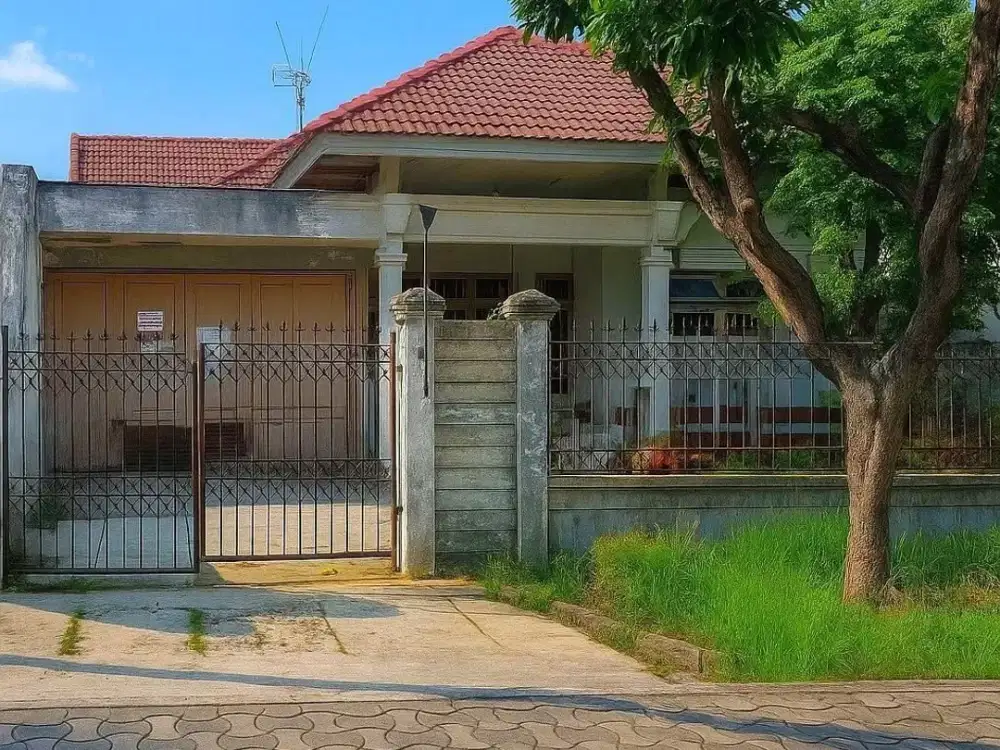 MURAH! Dijual rumah hitung tanah manyar indah