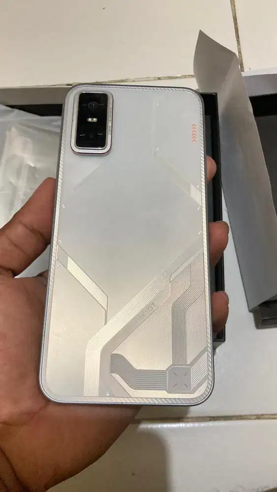 Infinix GT 30 Pro Blade White