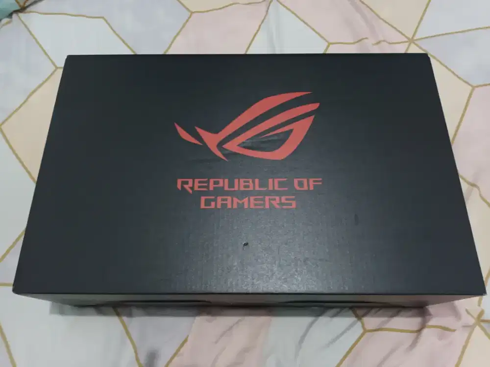 ASUS ROG G16 RTX 4050