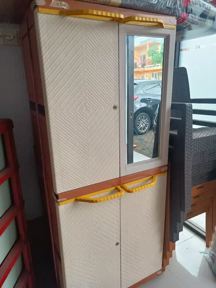 Lemari plastik apolly star